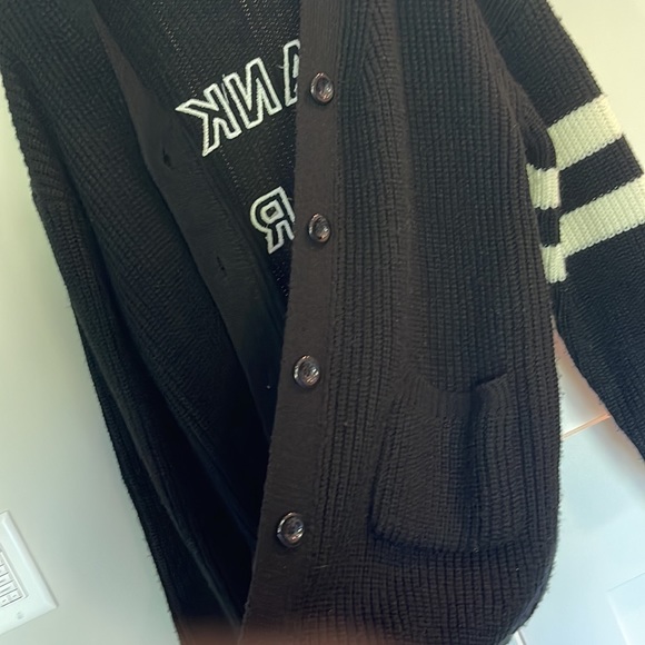 OVER SIZED Cardigan - Picture 4 of 5